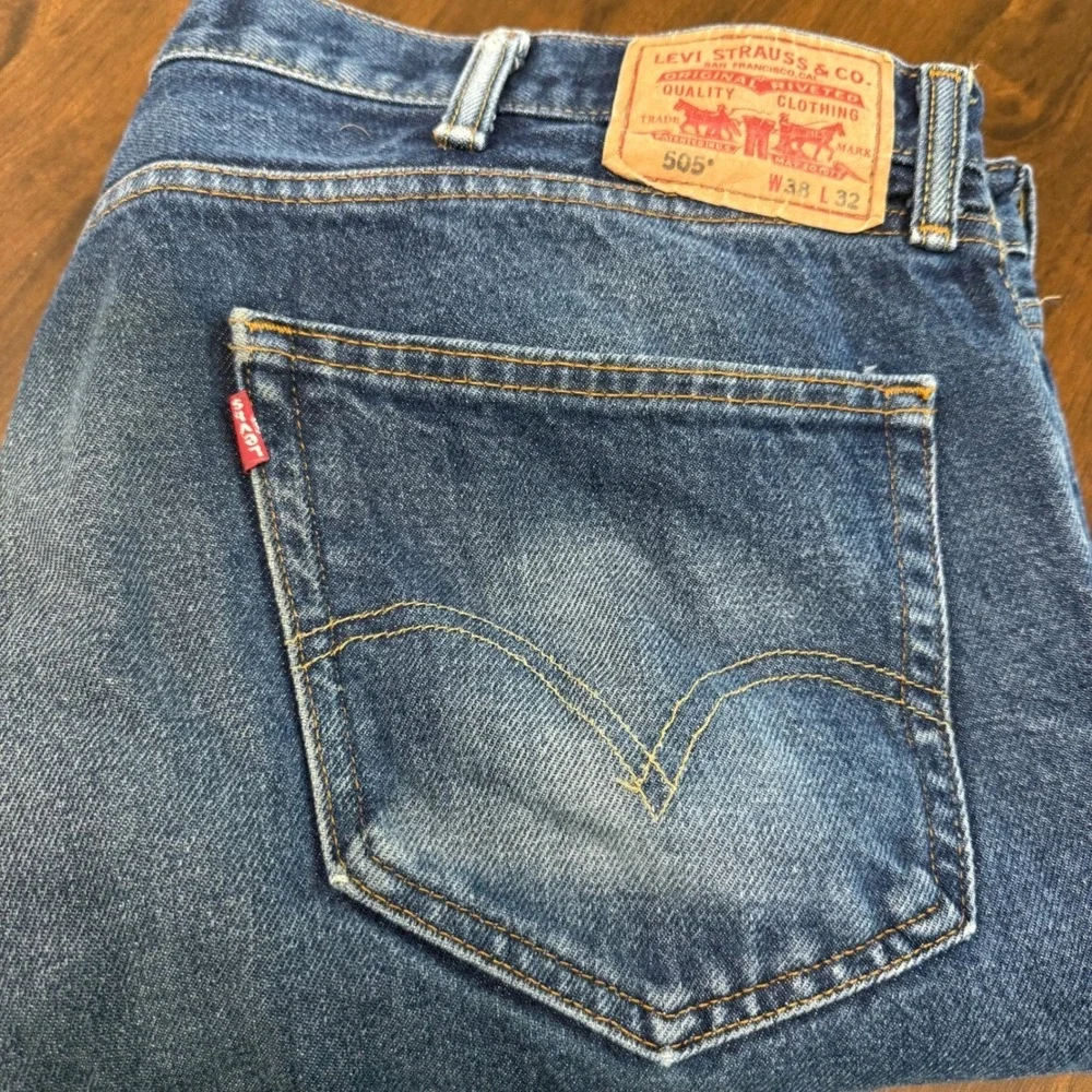Levis 505 Straight Fit Mens Jeans 38x32 (42x32) Blue Denim 00505-0216